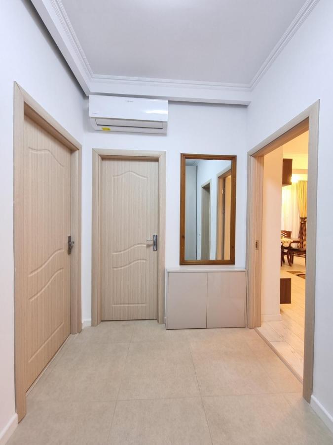 Faleza Nord Apartament De Lux Nou Pe Malul Marii Constanta Bagian luar foto