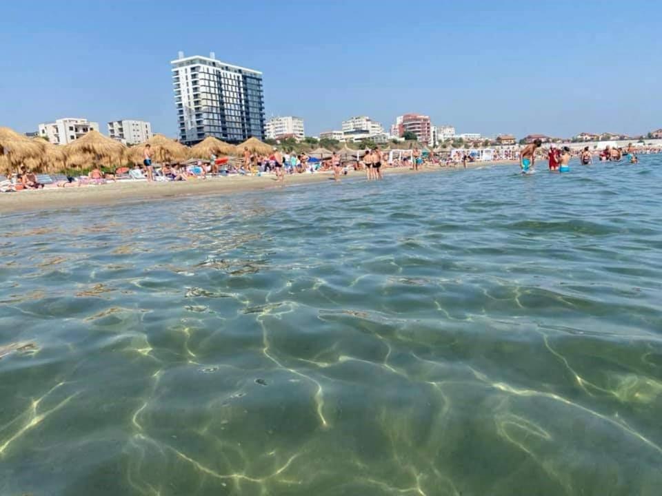 Faleza Nord Apartament De Lux Nou Pe Malul Marii Constanta Bagian luar foto